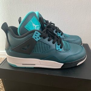 Jordan 4 30th “Teal”